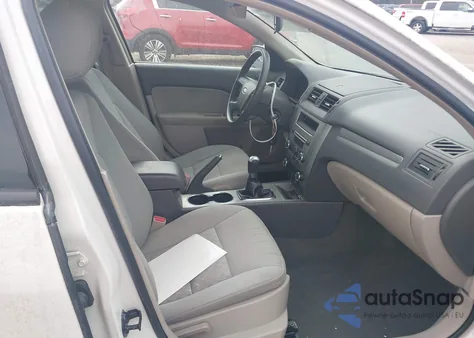 2012 Ford Fusion S z USA, uszkodzony, nr VIN 3FAHP0GA5CR118410